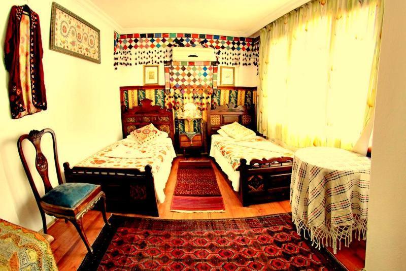 Homeros Pension & Guesthouse Сельчук Экстерьер фото