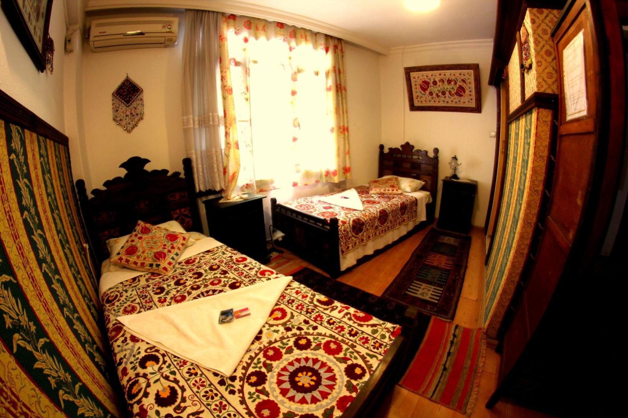 Homeros Pension & Guesthouse Сельчук Экстерьер фото