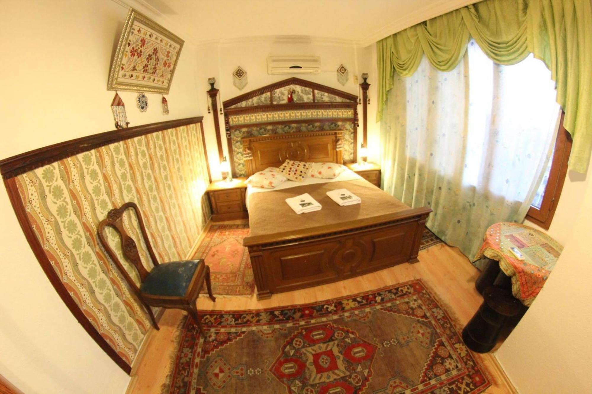 Homeros Pension & Guesthouse Сельчук Экстерьер фото