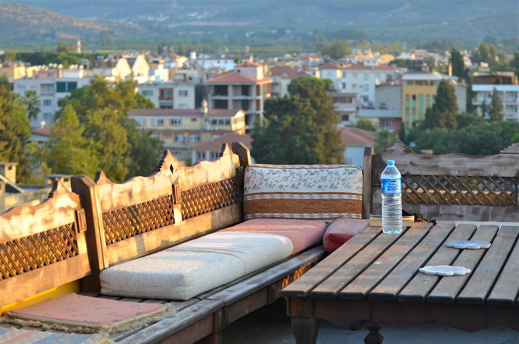 Homeros Pension & Guesthouse Сельчук Экстерьер фото