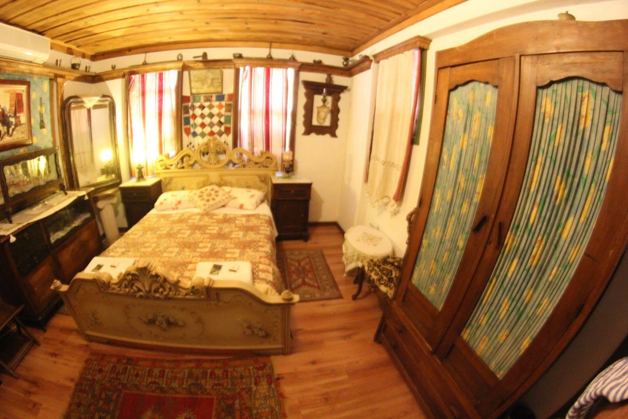 Homeros Pension & Guesthouse Сельчук Экстерьер фото
